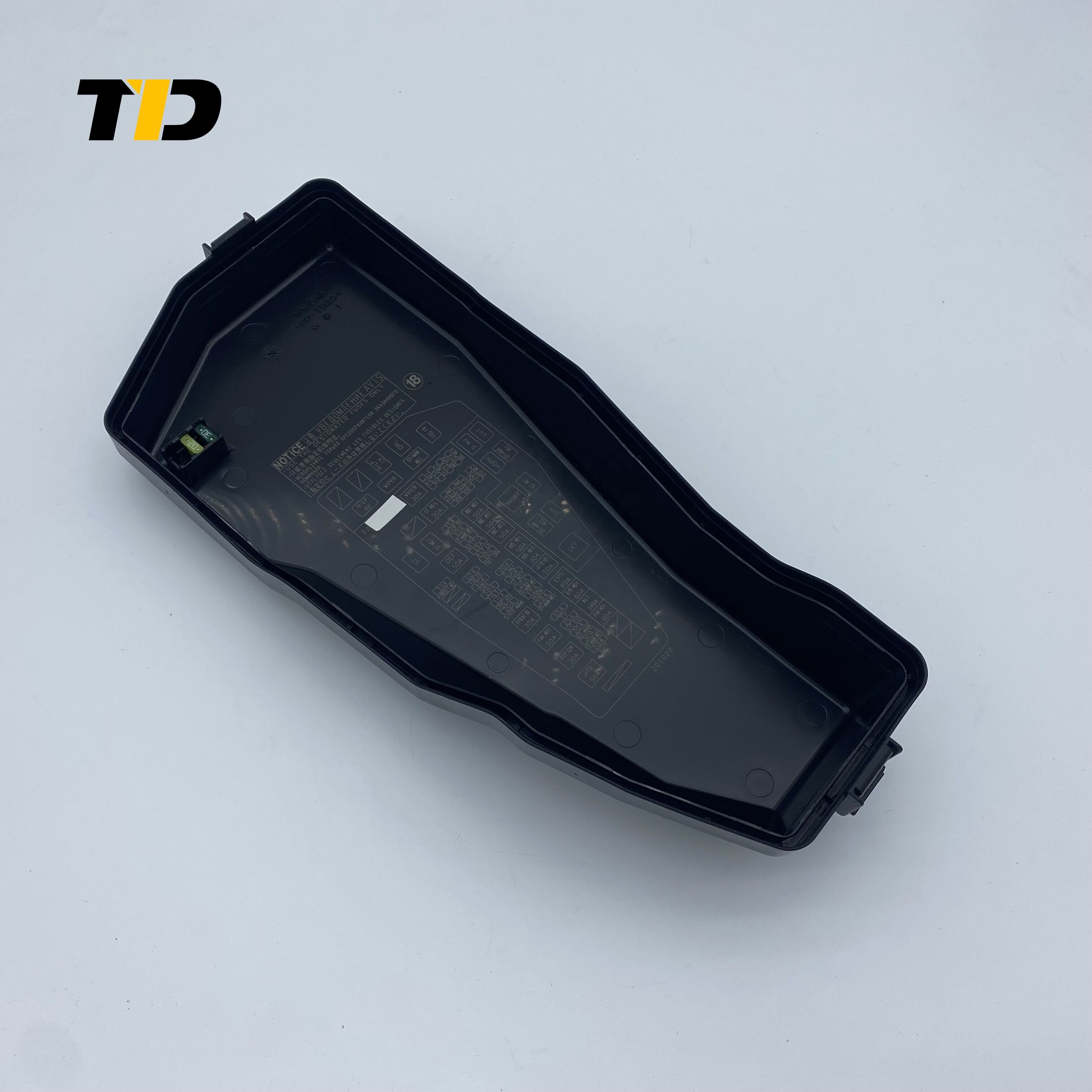 82662-06730 Cover Relay Block for Toyota Camry 82662-06760 82662-06770 82662-06480 82662-06490 82662-06550