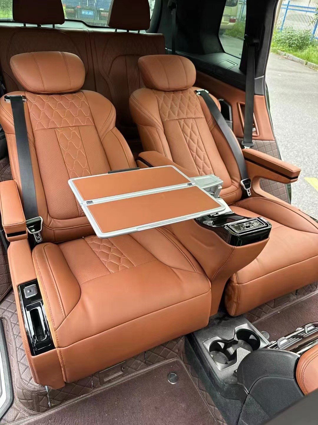 2024 New Design Auto Parts Electric Seat with Armrest Box Luxury Aircraft Seat for BMW X7