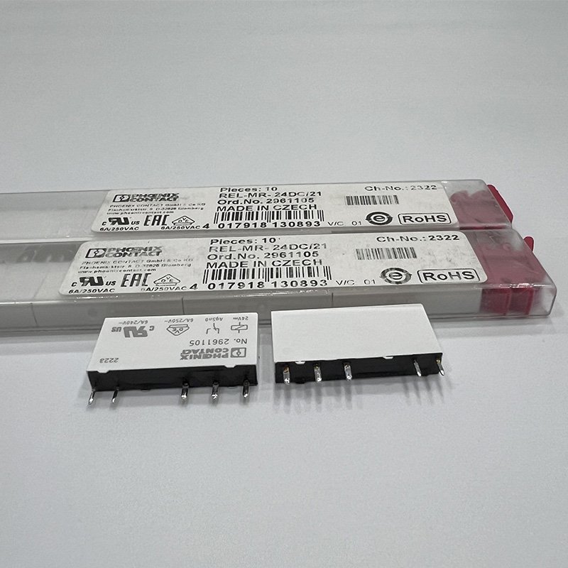 Germany Phoenix NO.2961105 /REL-MR-24DC Relay New and Original in Stock