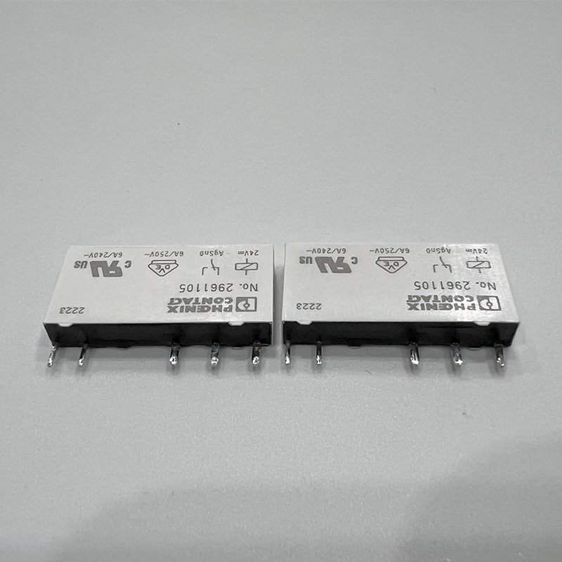 Germany Phoenix NO.2961105 /REL-MR-24DC Relay New and Original in Stock