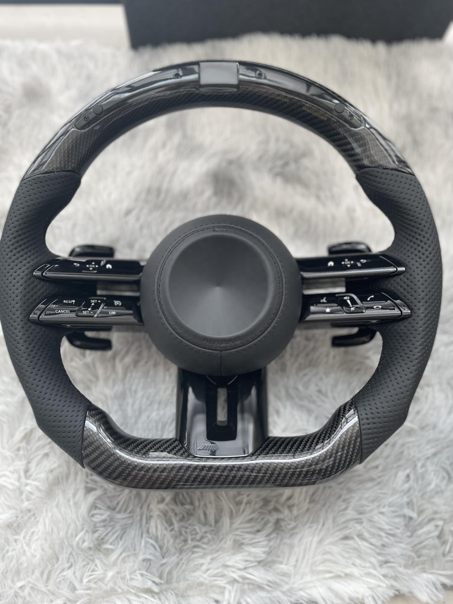 Custom Car Steering Wheel Fit for Mercedes Benz AMG W205 C63 W213 E63 G63 GLS63S GLA45 A45 LED Carbon Fiber Steering Wheel