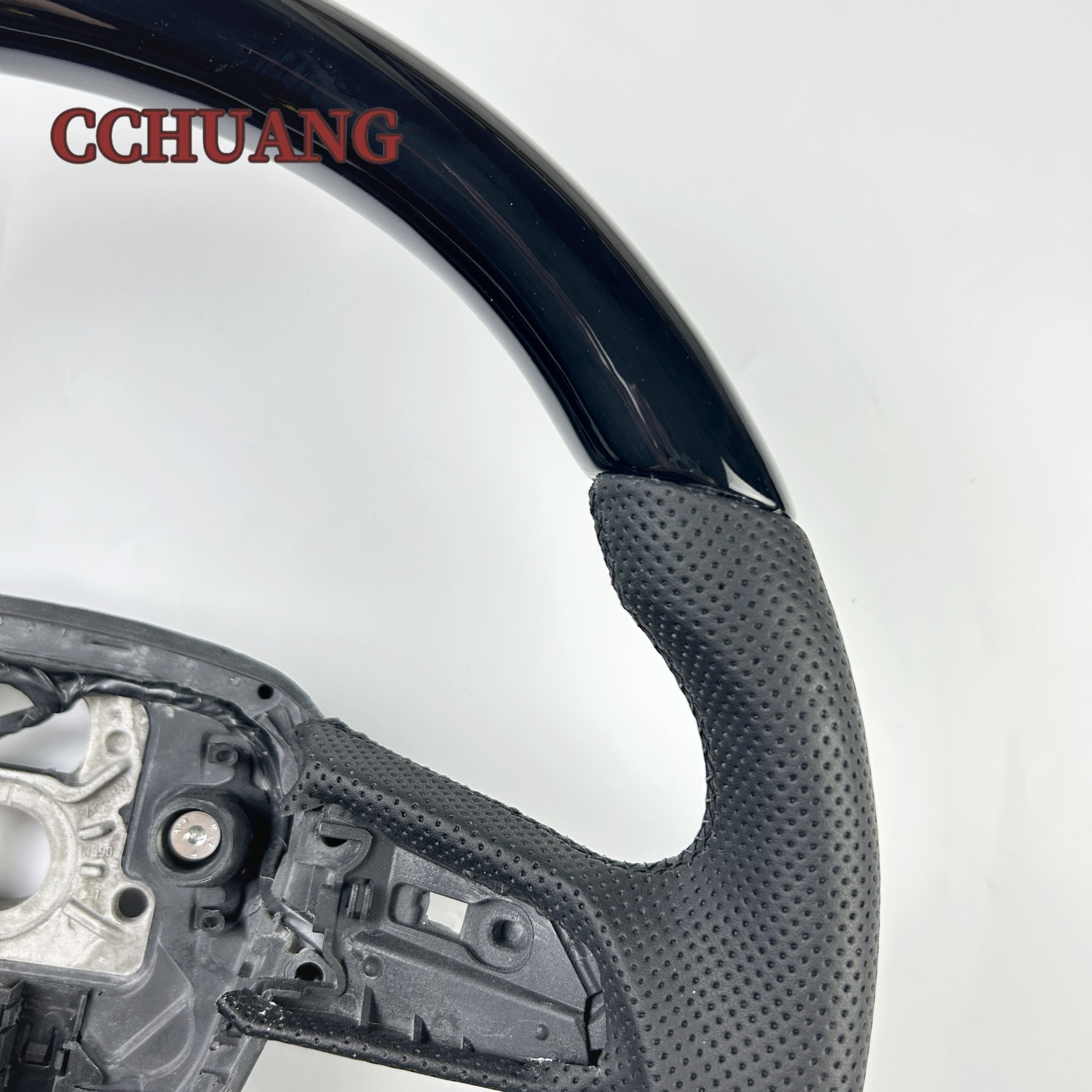 Custom real carbon fiber steering wheel for Audi A7 A8 S8 Q3 Q5 Q6 Q7 Q8 R8 Piano Black Sports styling steering wheel