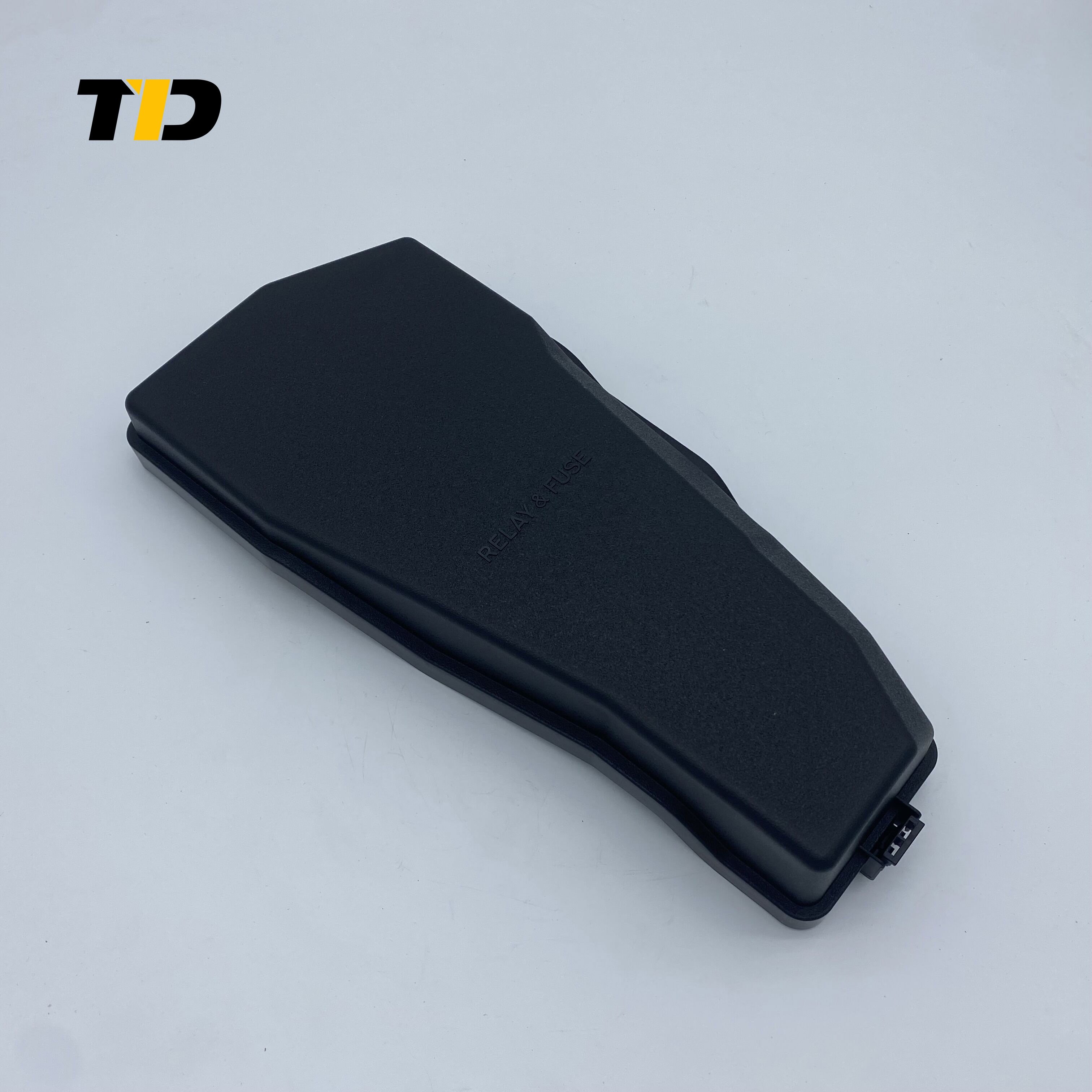 82662-33B60 Cover Relay Block for Toyota Camry 82662-33B20 82662-33B50 82662-33C30 82662-33760 82662-33800 82662-33810