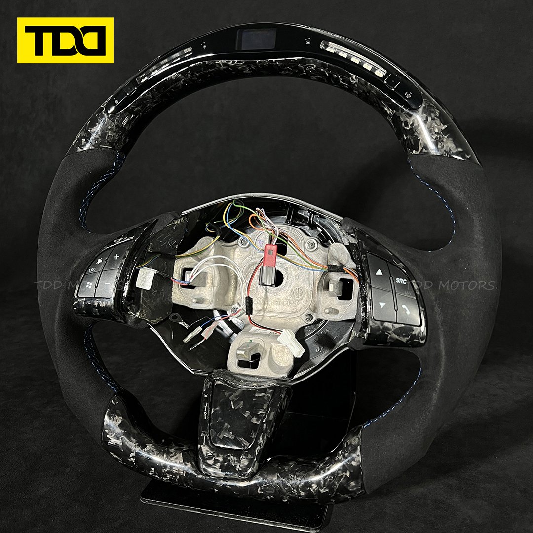 Customized Galaxy PRO LED Carbon Fiber Steering Wheel For Abarth 595 595C 695 695C Fiat 500 500C