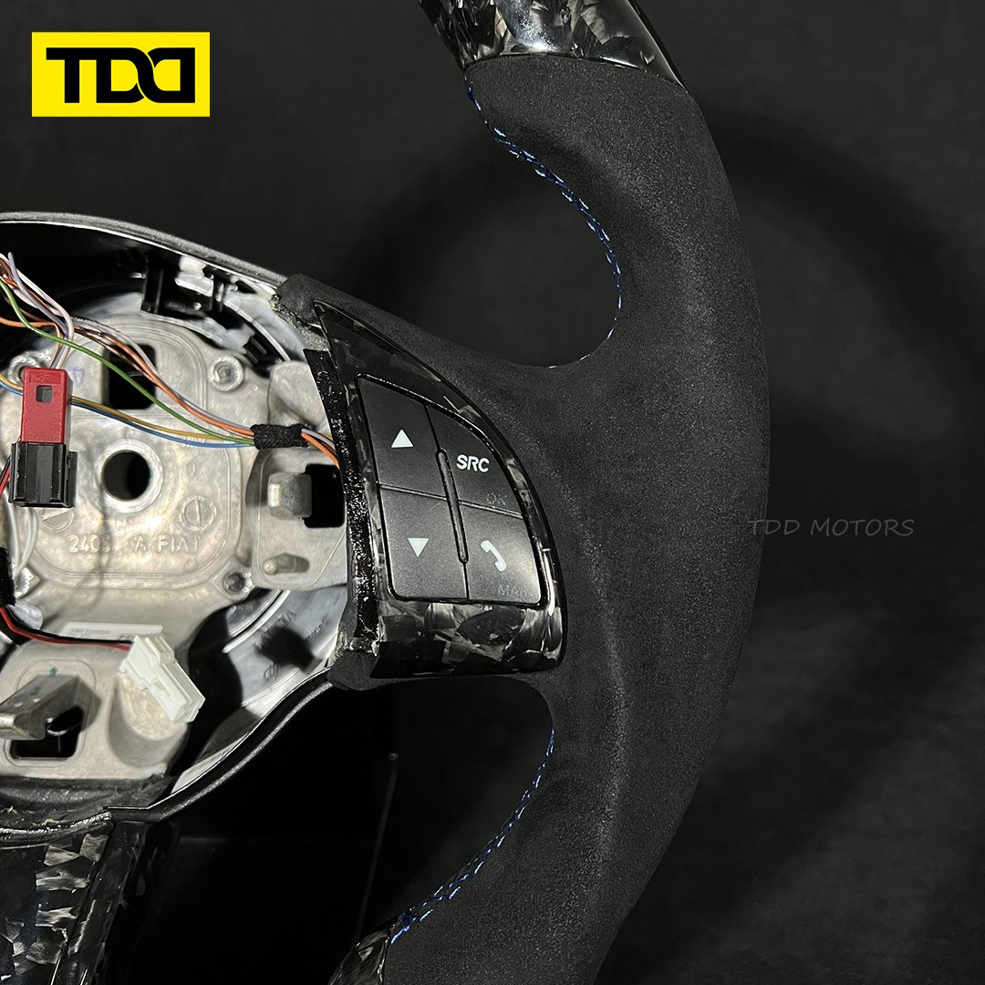 Customized Galaxy PRO LED Carbon Fiber Steering Wheel For Abarth 595 595C 695 695C Fiat 500 500C