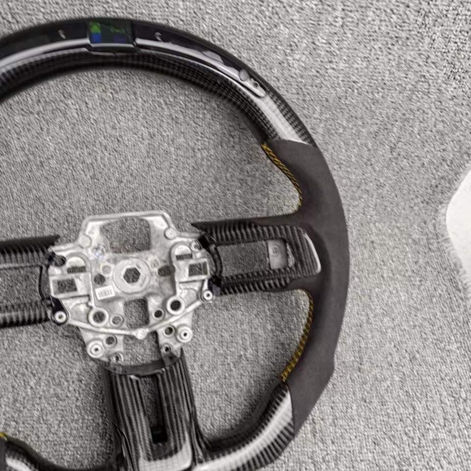 High Quality LED Shift Light Racing Real Carbon Fiber Steering Wheel For Ford Mustang GT 2020 - 2019 Car Steering Wheel