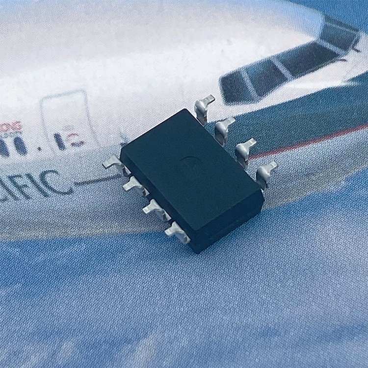 High Quality China Manufacture BCW414 SMD8 Solid State Relays for Sensing Equipment Black Small Car State Relay