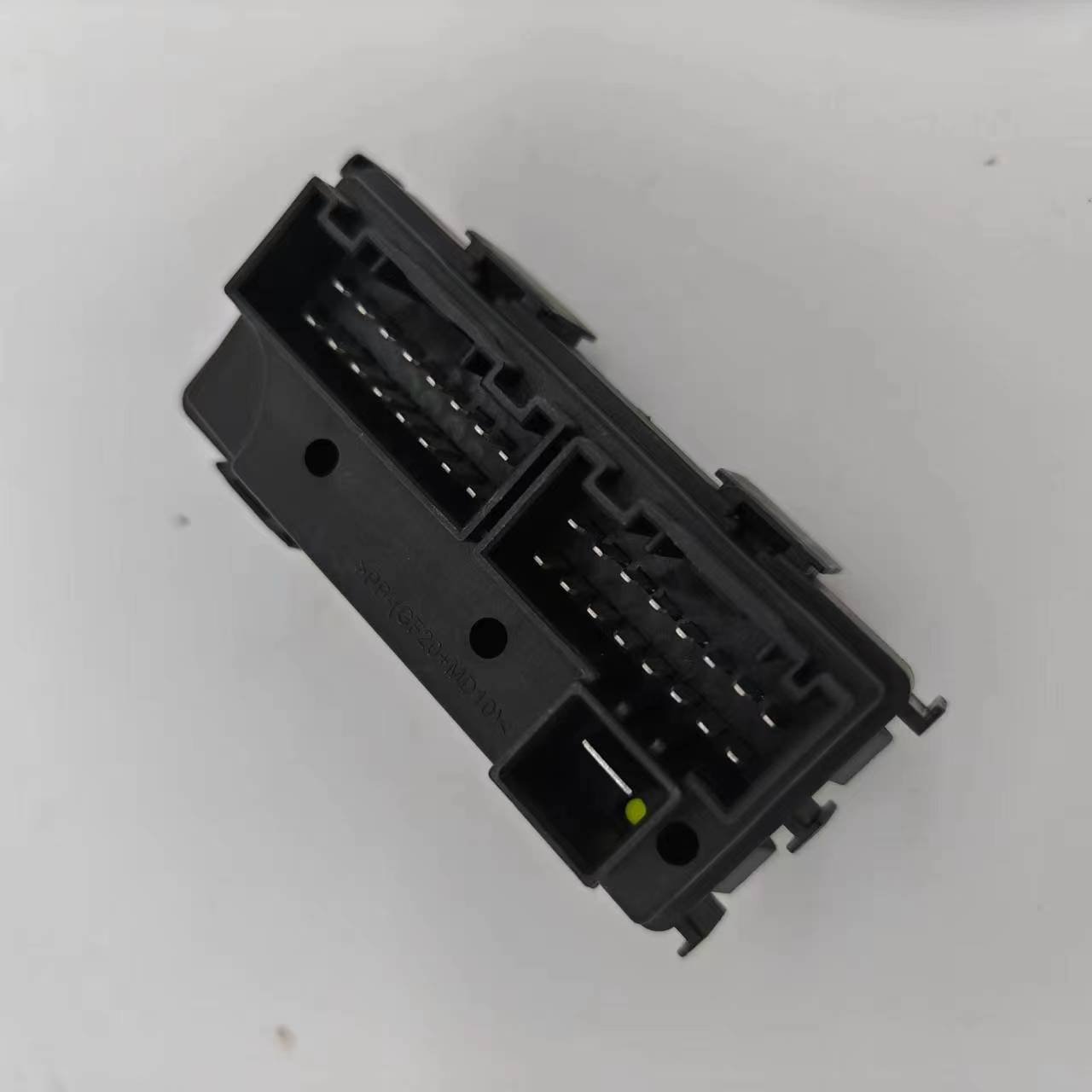 Hot Sale Engine Fuse Box 91951-0Q000 91951 0Q000919510Q000 for Korean Cars