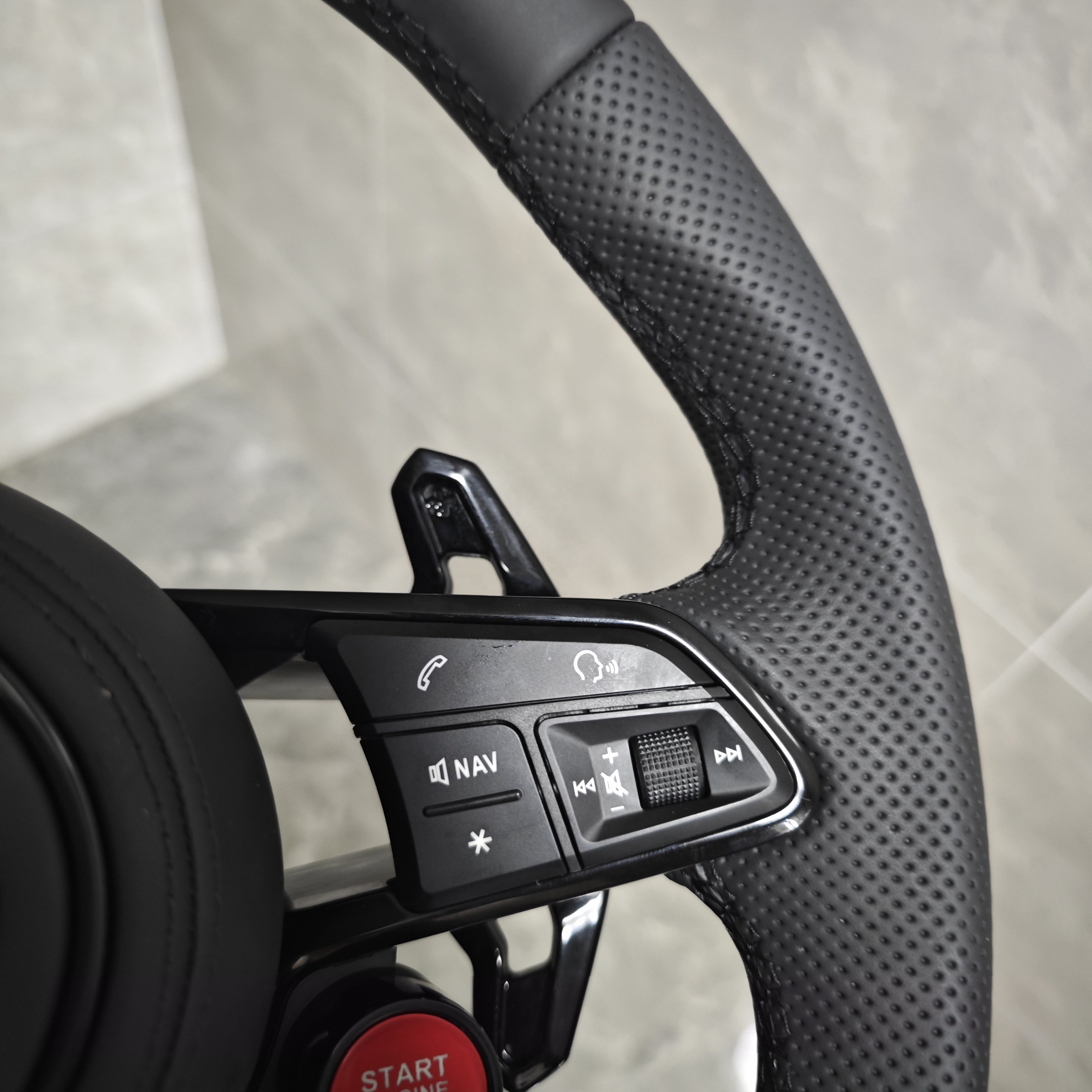Auto Parts Audi R8 leather Steering Wheel for Audi A4 A3 A5 A6 S3 S4 S5 RS3 RS4 RS5 R8