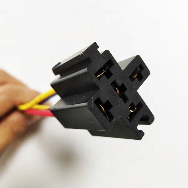 Zhongxian Factory Custom 5pins Connectors Auto Relays With Automotive Wire Harness