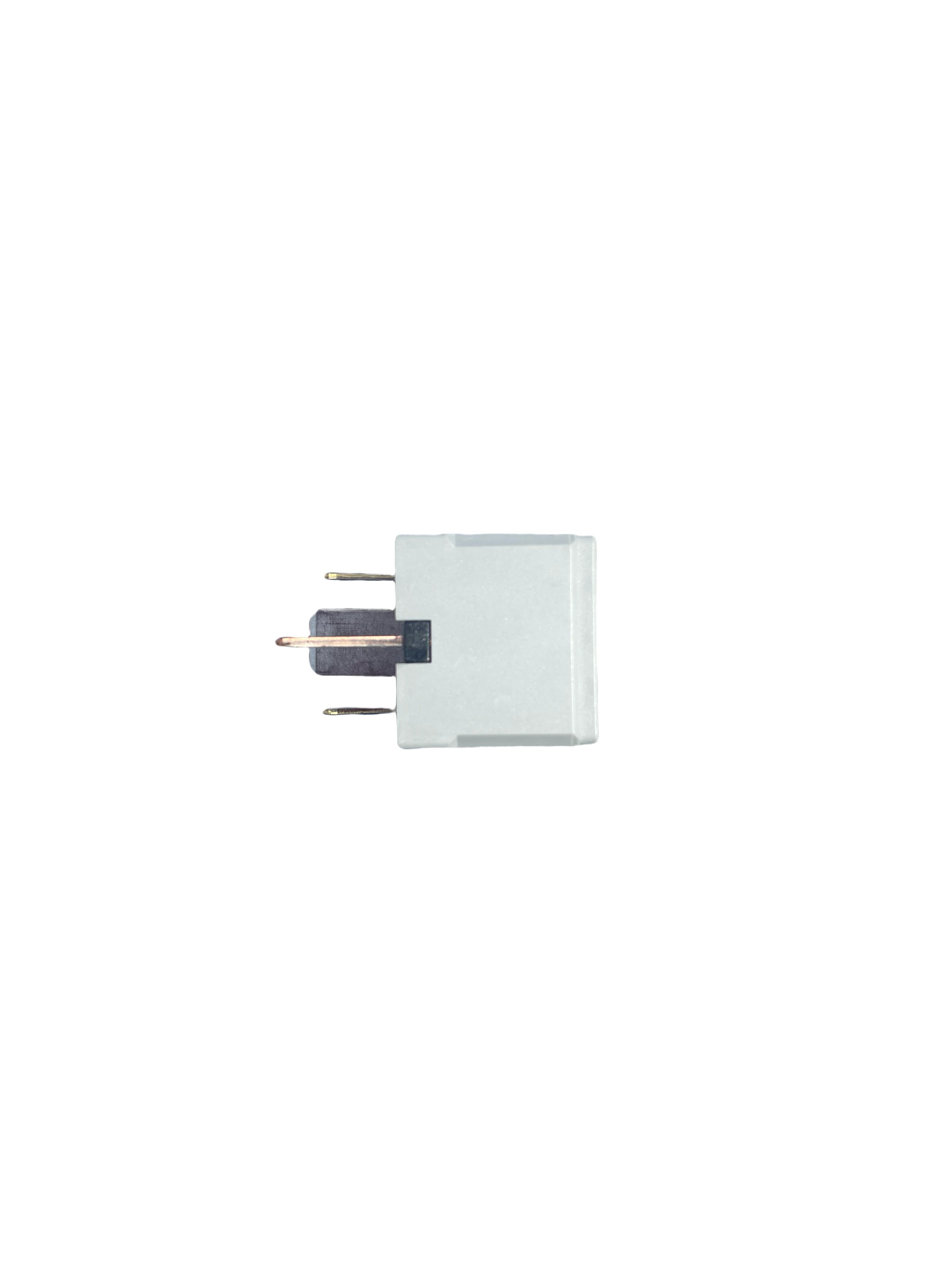 Factory Direct Auto Parts Relay for Mercedes Benz Custom 12V New Condition Rated Current Model CLA 0025428819 W205 W206 W253