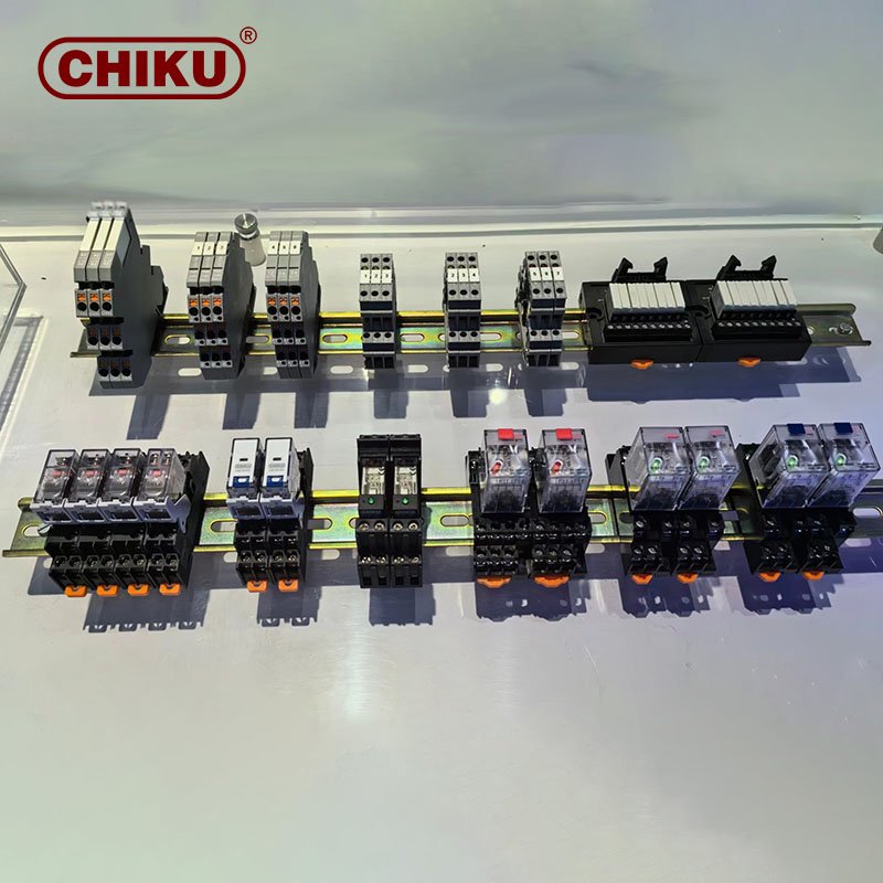 ARJ 4 Pin 8 Pin 1 or 1 C/O 8A/12A Compact Mini Electromagnetic Intermediate Switch Relay