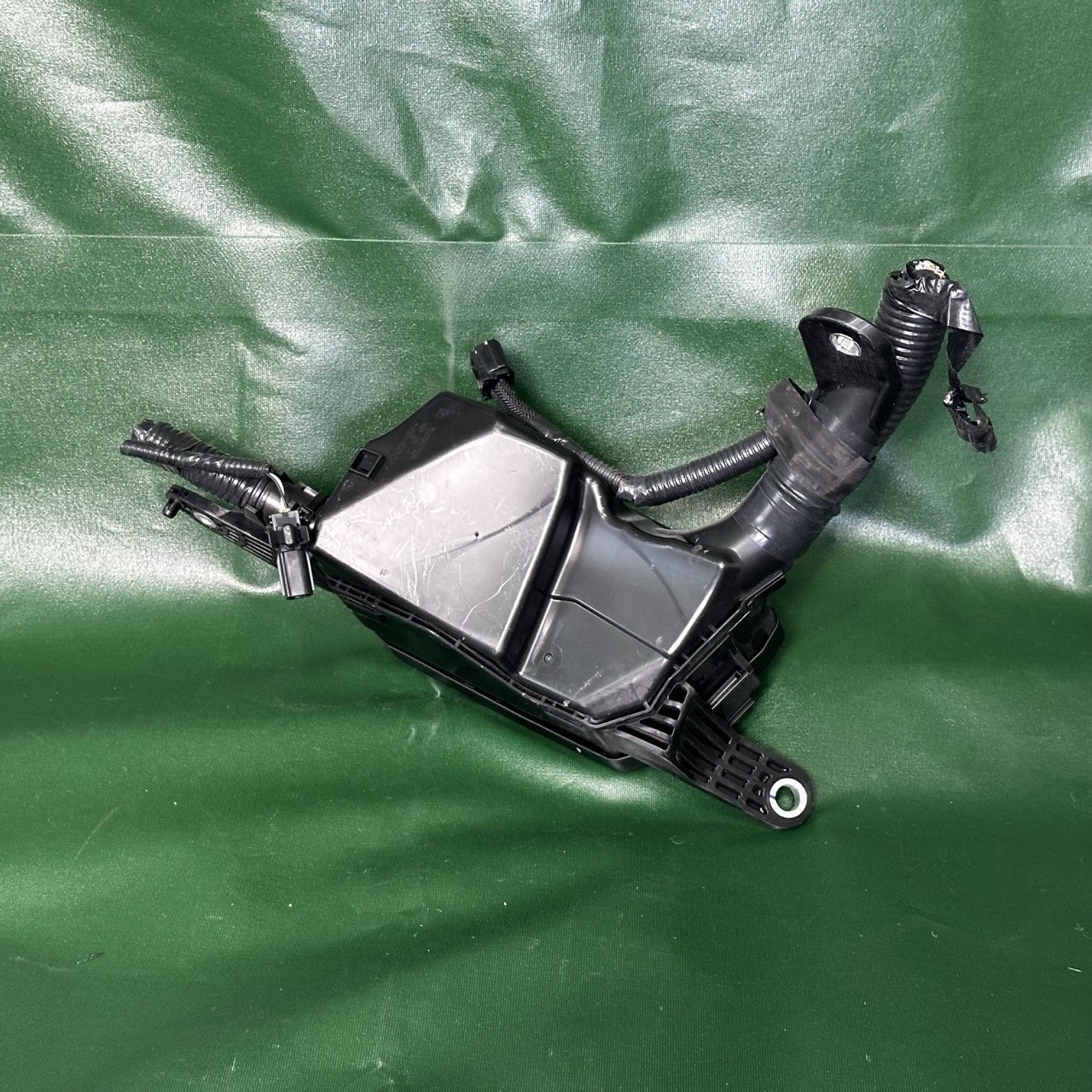 82742-33050 82663-33220 82662-06A10 82662-06780 Insurance relay box FOR TOYOTA CAMRY