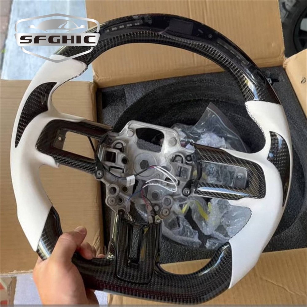 Factory Direct Sales Car Steering Wheel Car Accessories For Ford Mustang 2018 - 2022 LED Carbon Fiber Turning Steering Wheel