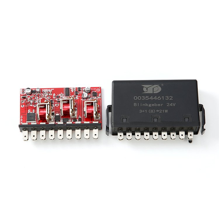 High Quality 0035445032 0035443032 0035443732 0035444332 0035446132 Flasher Relay