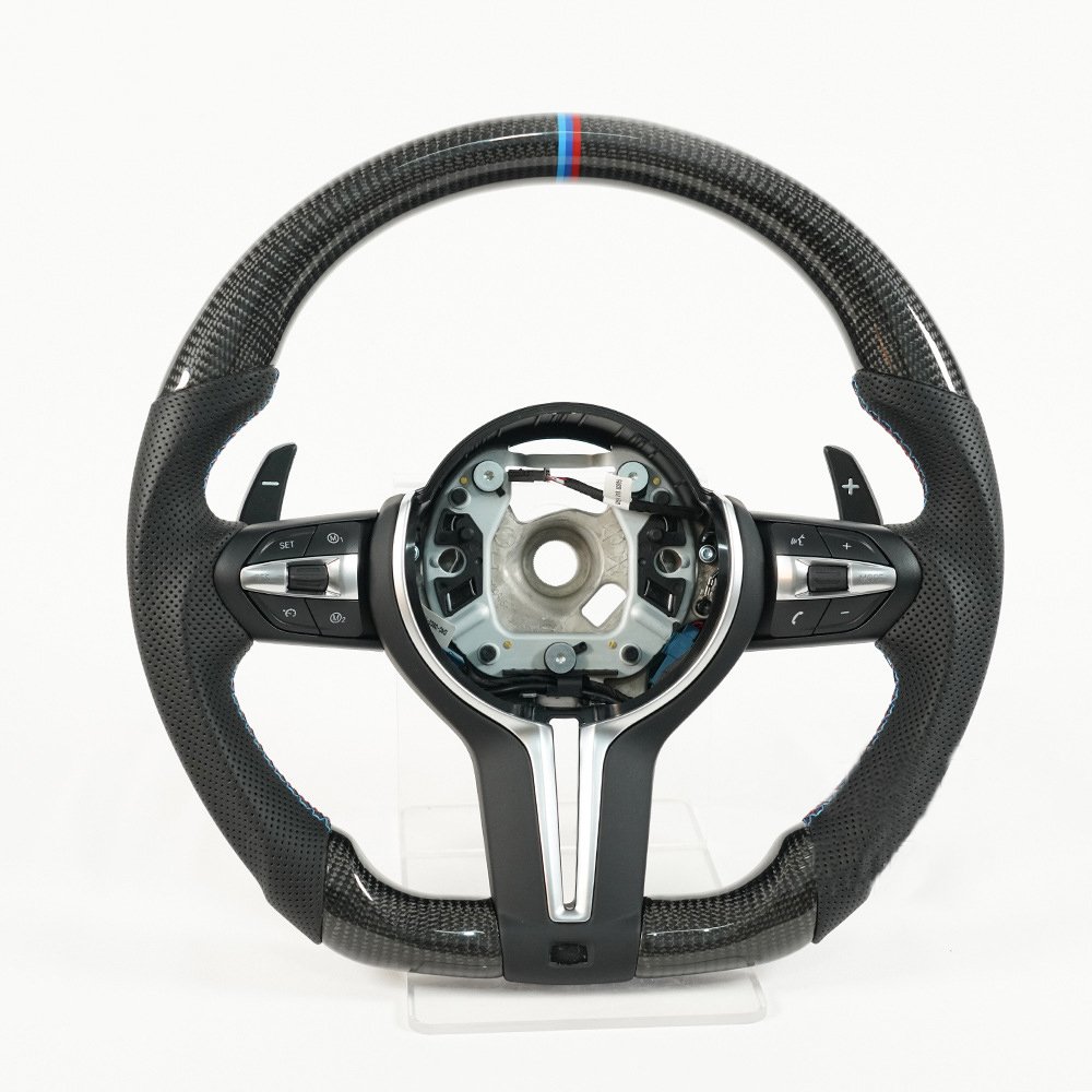 F10 M5 M8 M6 F01 F02 F03 F12 F13 F13 F07 F90 F92 F93 Car Steering Wheel