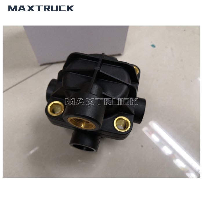 MAXTRUCK Hot-sale Truck Parts 0044296344 9730060030 81521166075 1518267 1935646 3.72043 Relay Valve for Mercedes DAF MAN SCANIA