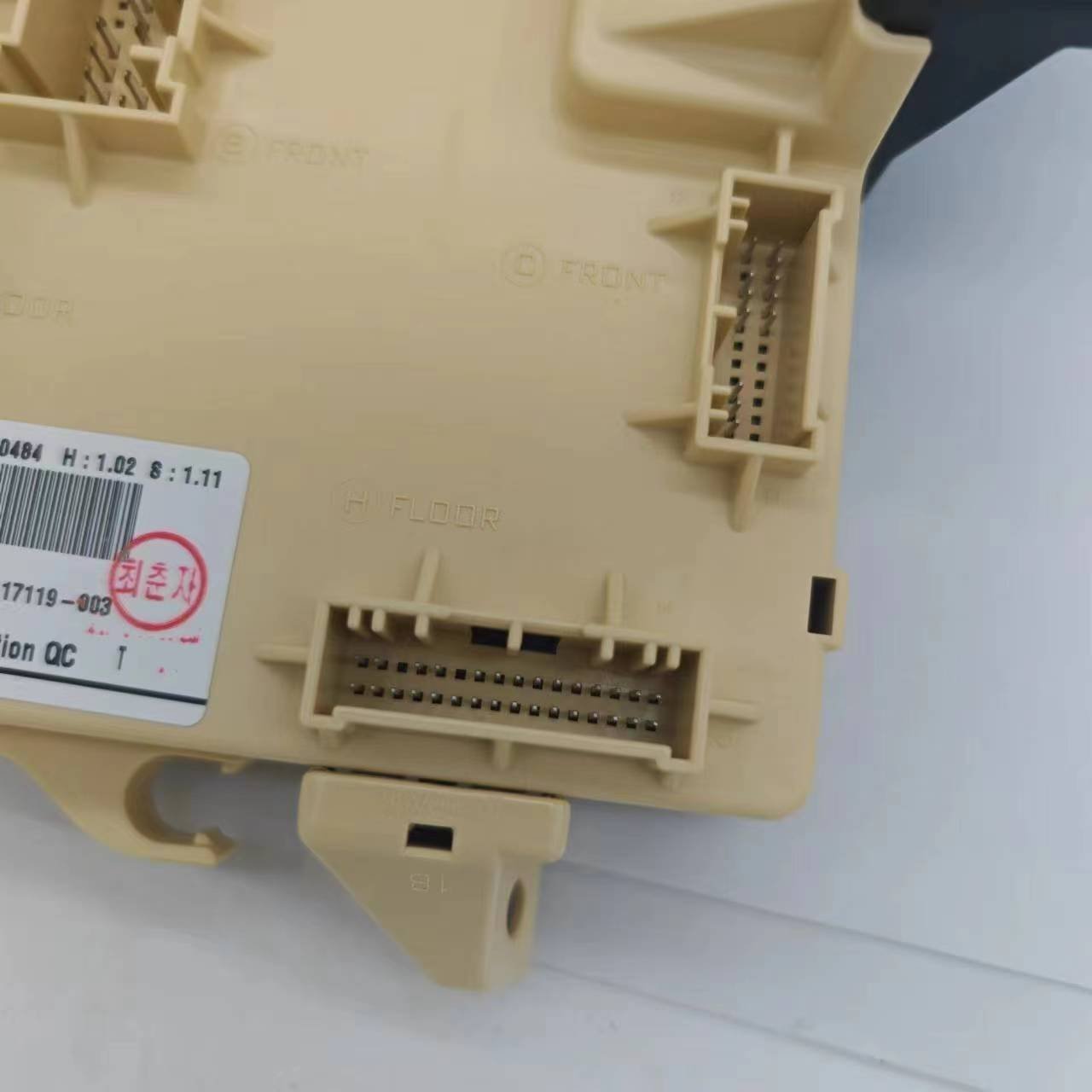 2015-2017 Modern Sonata Internal Wiring Fuse Box 91950-C2070 91950 C2070 91950C3070 91950 C3080 91950 C3030