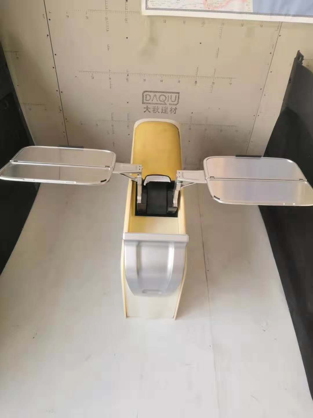 2021 Hot Sale Central Armrest Box for V260 / V Class Luxury Van Mpv