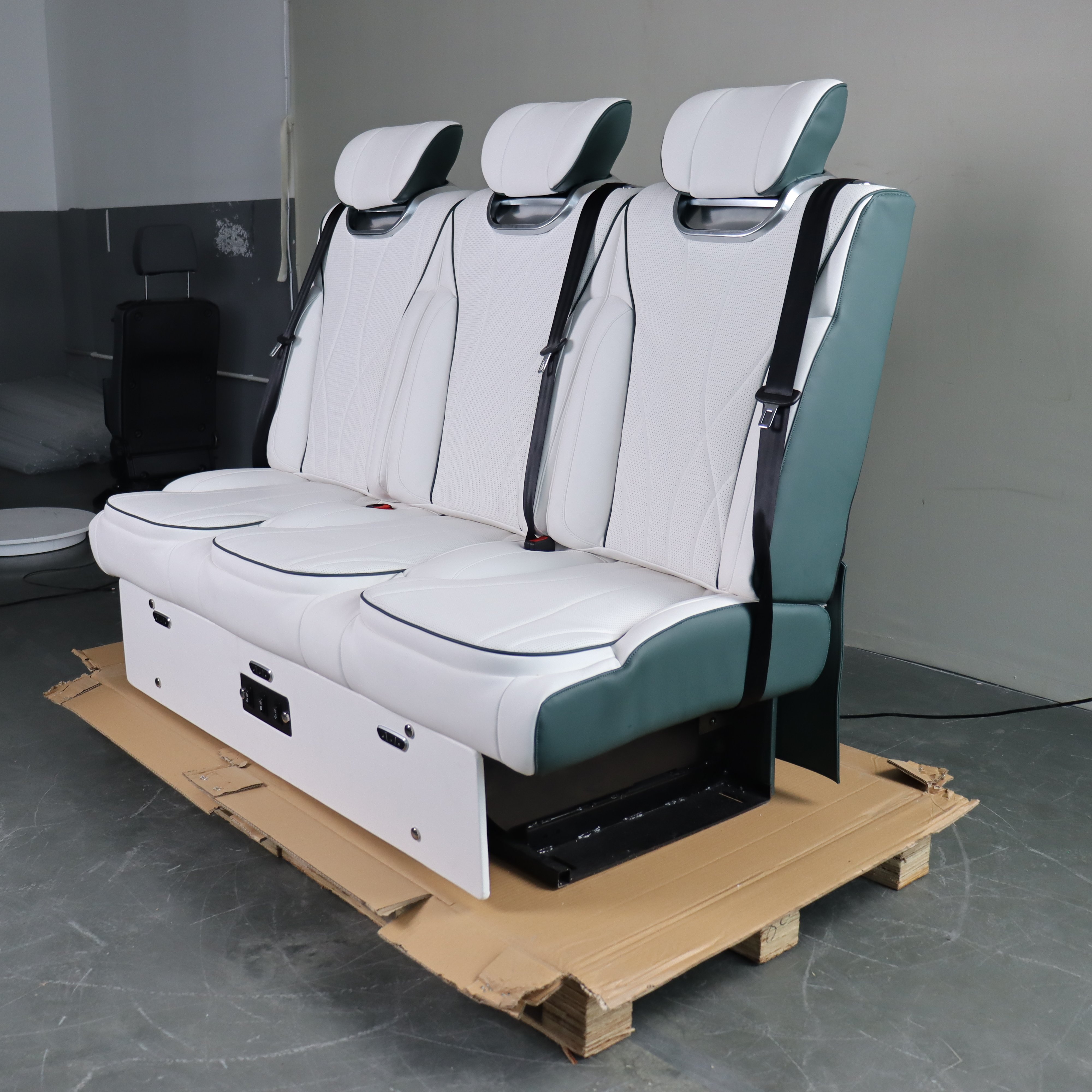 Van Sofa Bed Bench Seat/3 Seats Join Together for Sprinter/V-class/Vito