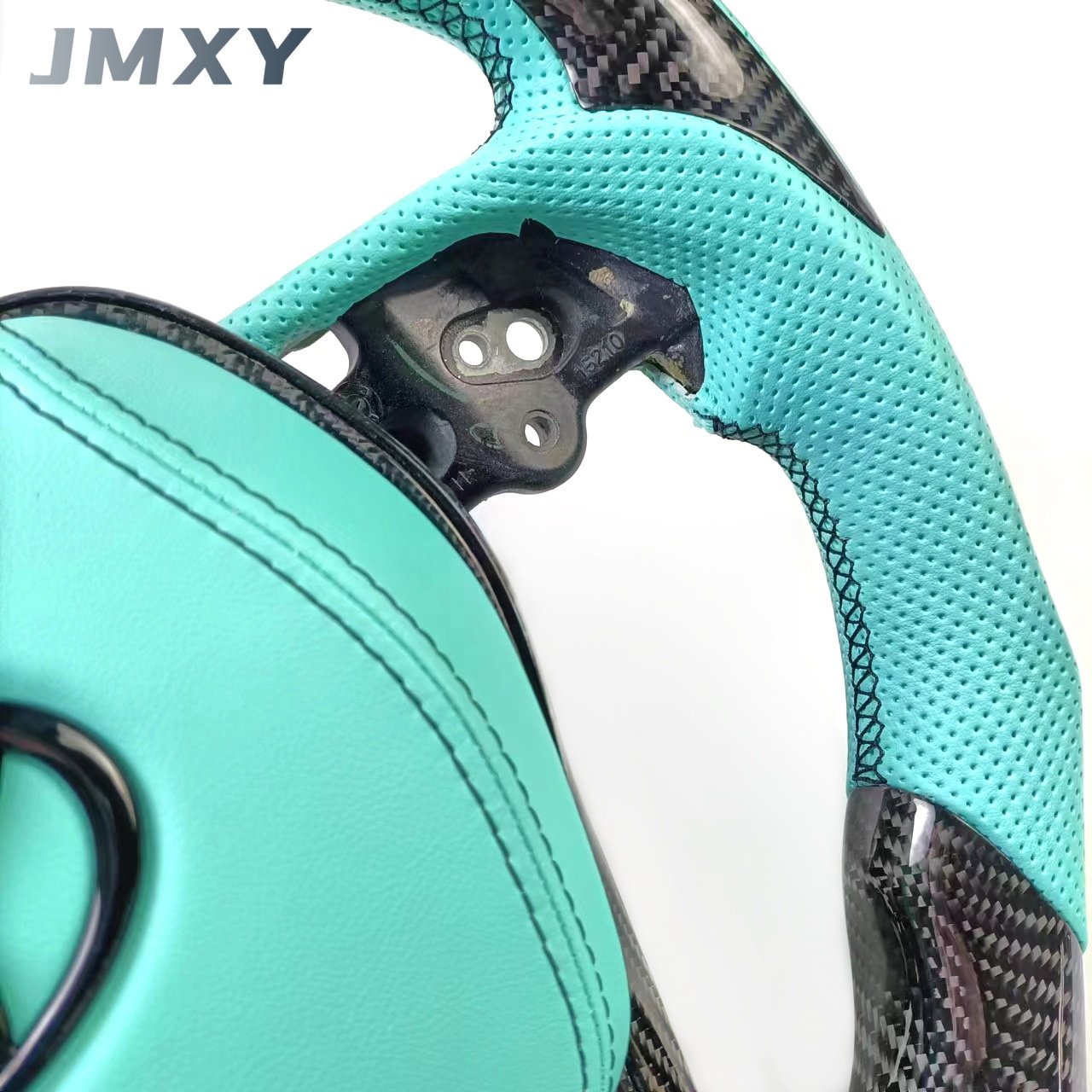 Customized car sports carbon fiber steering wheel, suitable for Toyota Camry Corolla Highlander steering wheel