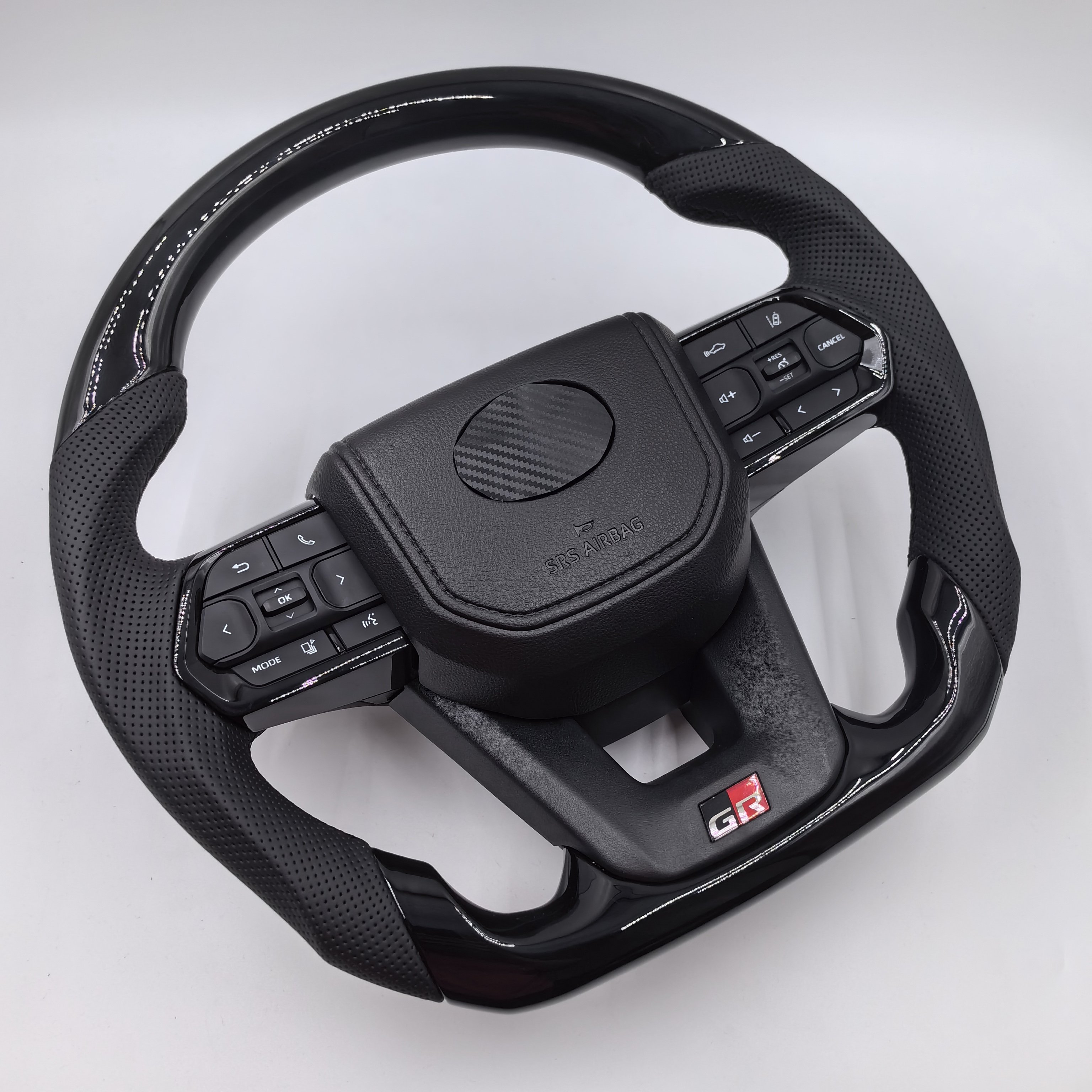 Car Accessories Car Steering wheel For Toyota LAND CRUISER LC200 Bright black 2006-2023