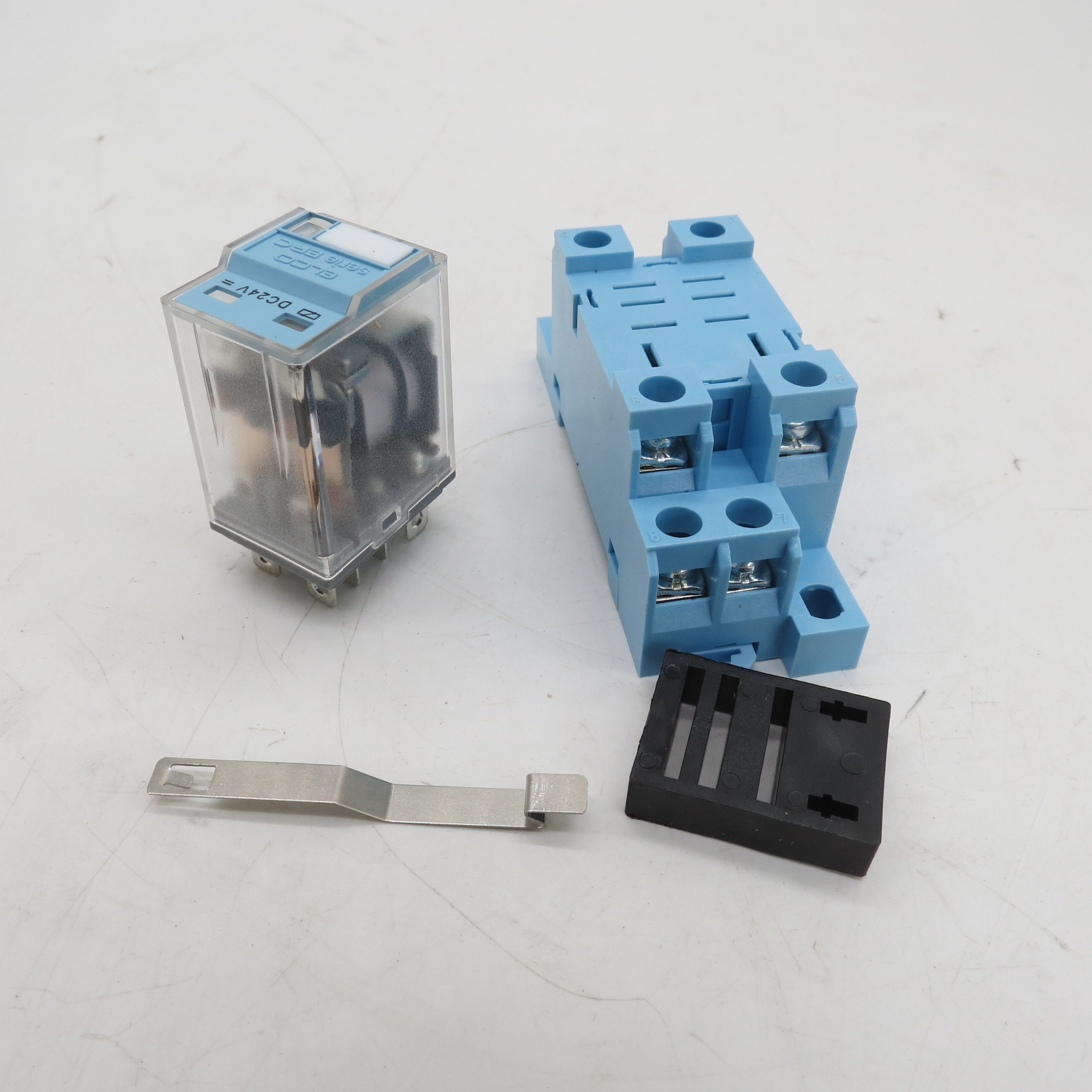 Factory Supplied Parts for Cars and Trucks Bathroom Relays 9302-40396
