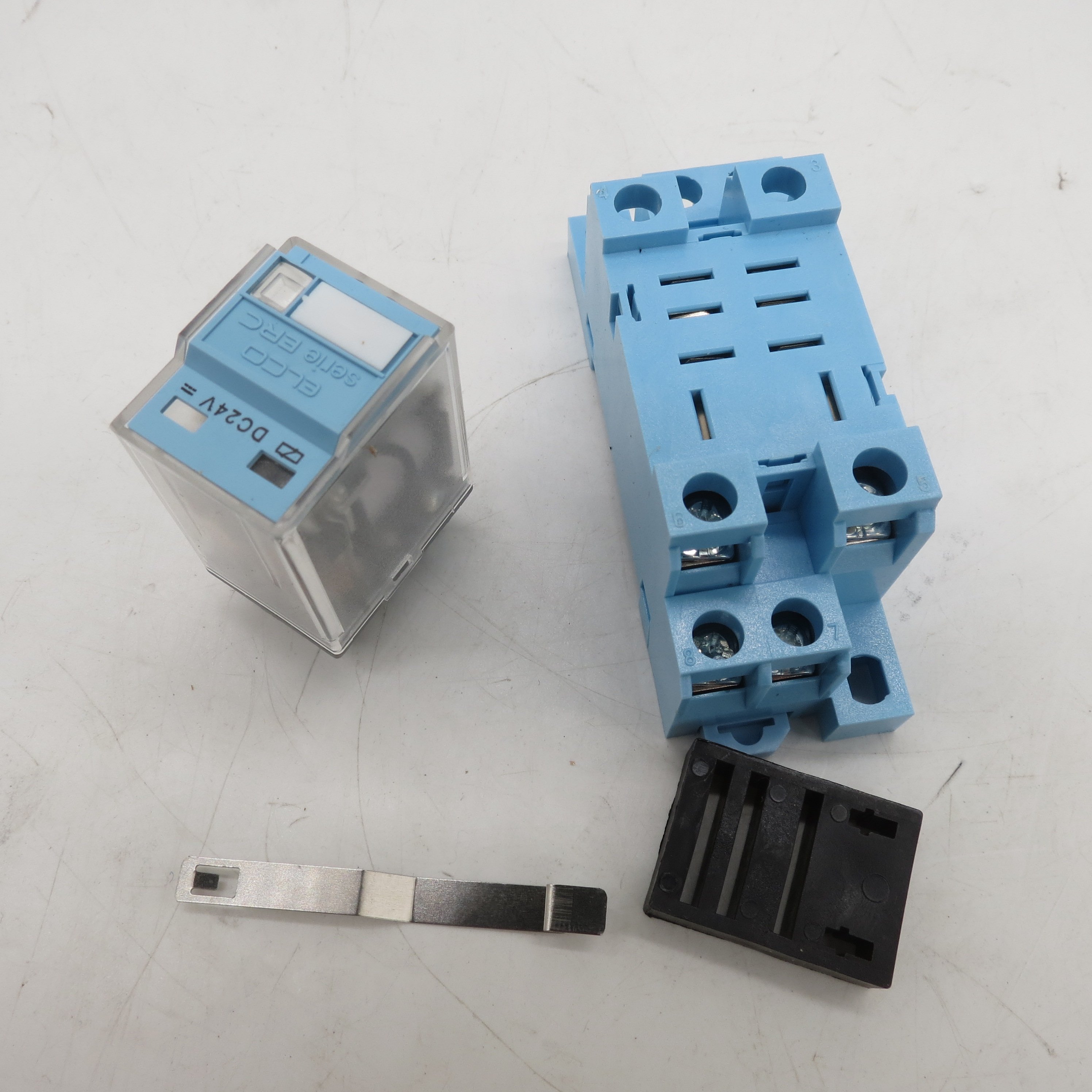 Factory Supplied Parts for Cars and Trucks Bathroom Relays 9302-40396