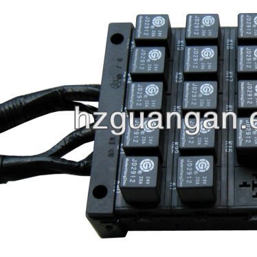 Auto Relay and Fuse Box