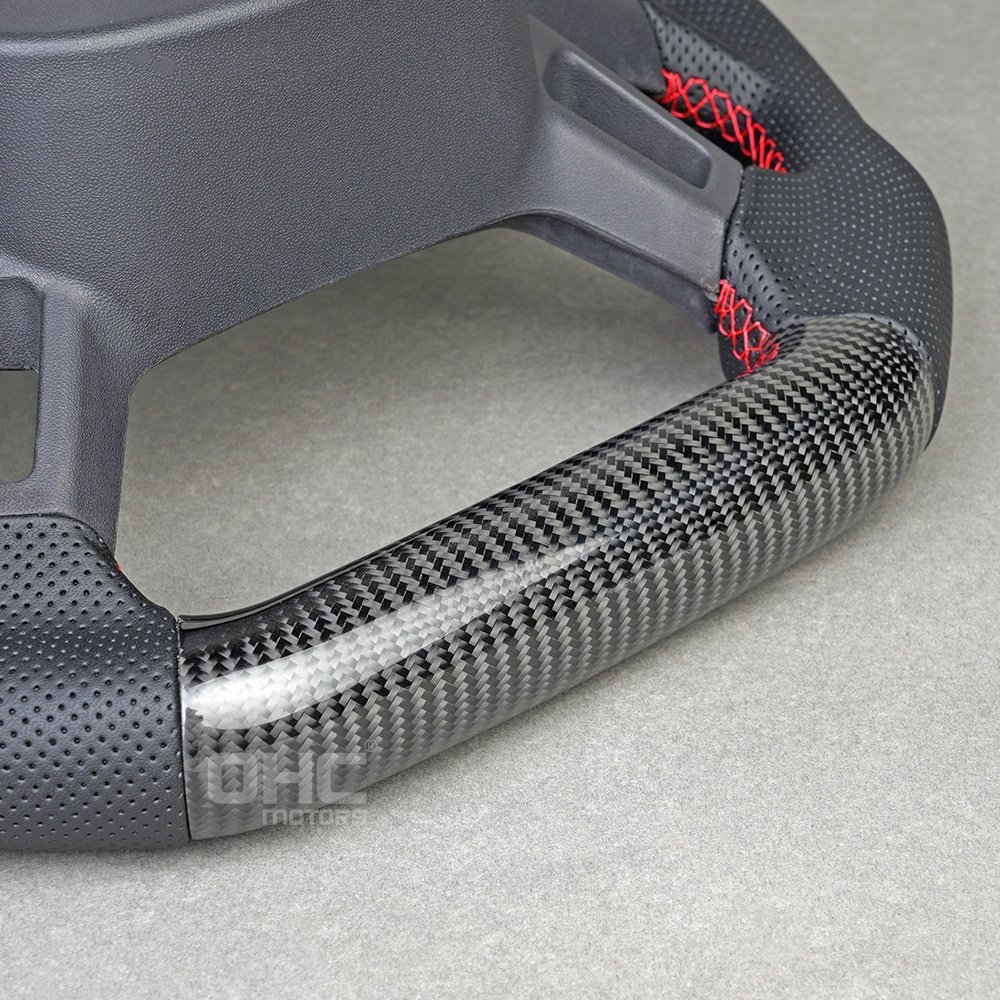 US In Stock Carbon Fiber Steering Wheel For 2020 2021 2022 Land Rover Defender Steering Wheel With Paddle Holes