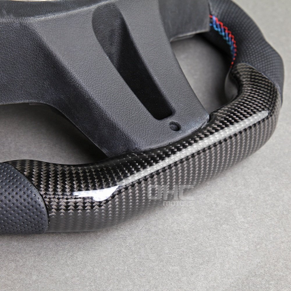 US IN STOCK Carbon Fiber Steering Wheel For Bmw M5 5 Series G G31 G30 G38 Steering Wheel 2018 2019 2021 2023 With Paddle Holes
