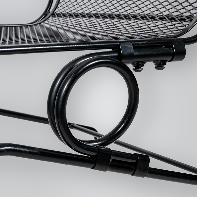 Customised Wholesale Antique Designs Outdoor Furniture Black Iron Mesh Chair With Armrest Chair