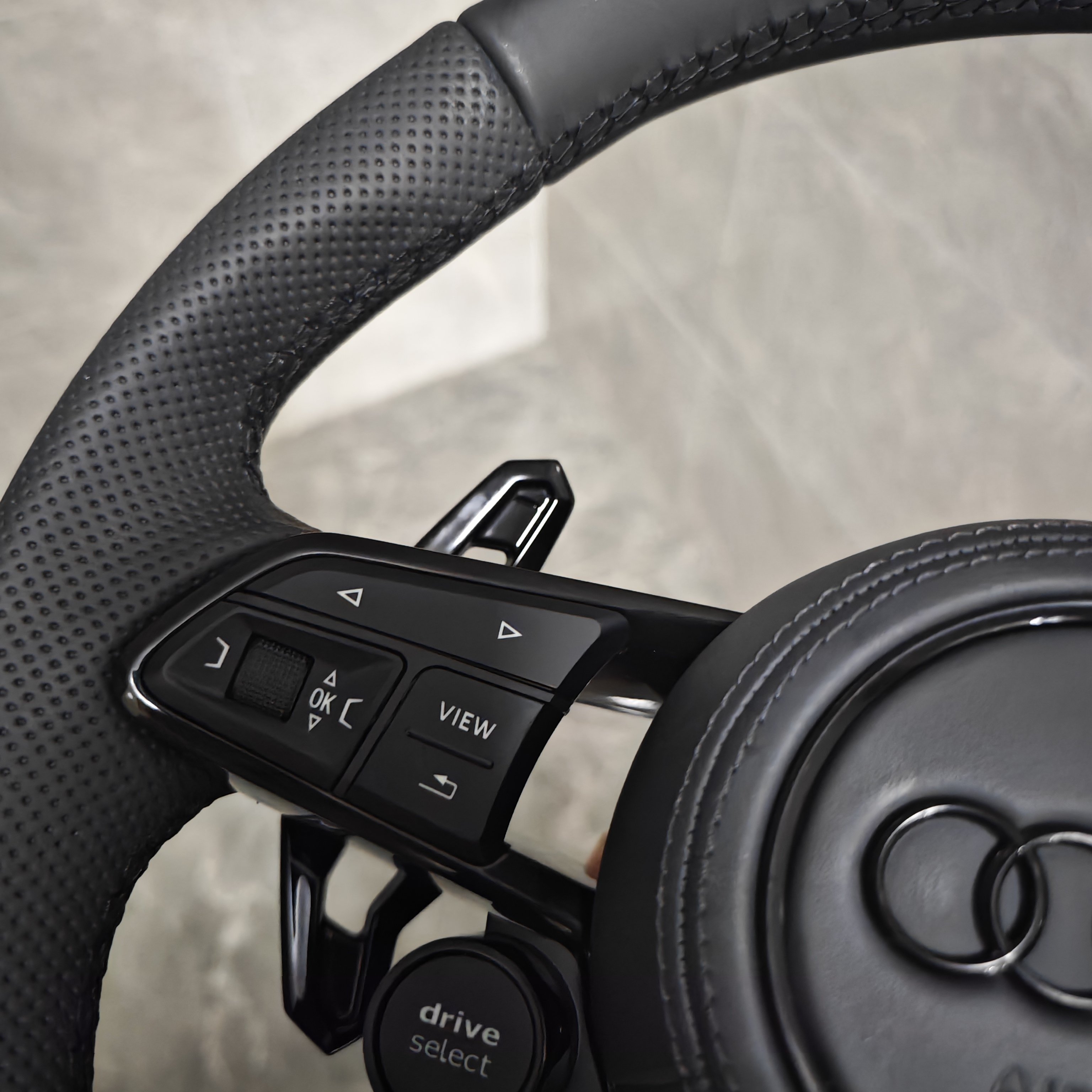 With Start Button S-Line Full Alcantara Leather Steering Wheel for Audi R8 TTRS C6 C7 S7 S4 A4 B8 RS3 SQ5 S5 B9 A6 C8 A3