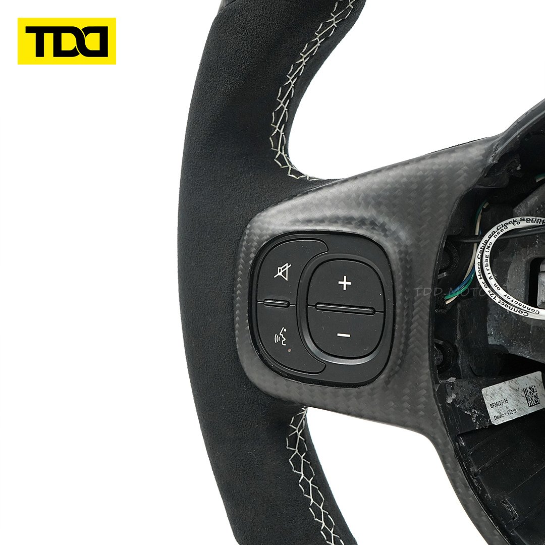 Customized Making Carbon Fiber LED Steering Wheel For Abarth 595 595C 695 695C Fiat 500 500C