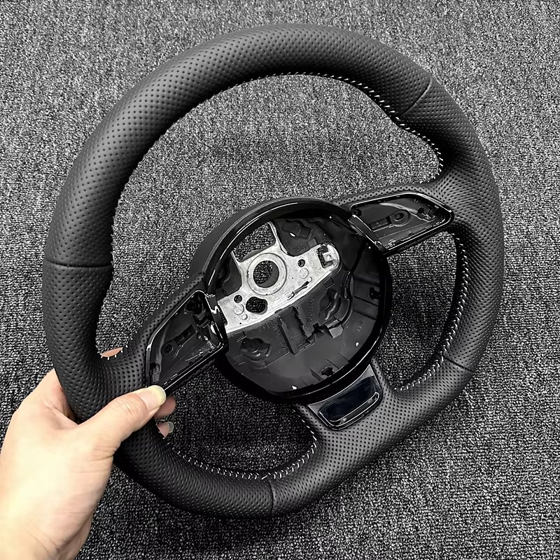 For Audi RS3 RS4 RS5 A3 A4 B9 A5 S3 S4 S5 Semi perforated leather steering wheel with button frame buttons paddles 2017-2021