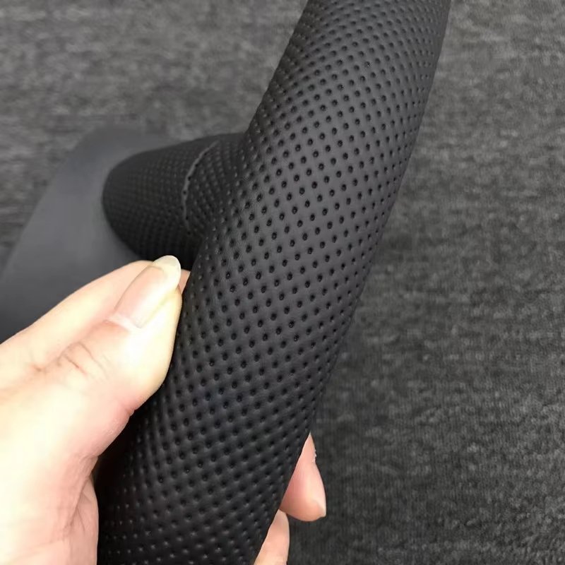 For Audi RS3 RS4 RS5 A3 A4 B9 A5 S3 S4 S5 Semi perforated leather steering wheel with button frame buttons paddles 2017-2021