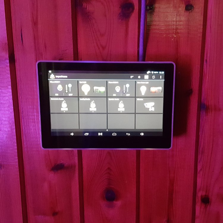 7 Inch Tablet with Relay, Gpio, Rs232, Rs485, Led Light Bar, Temperature and Humidity Sensor