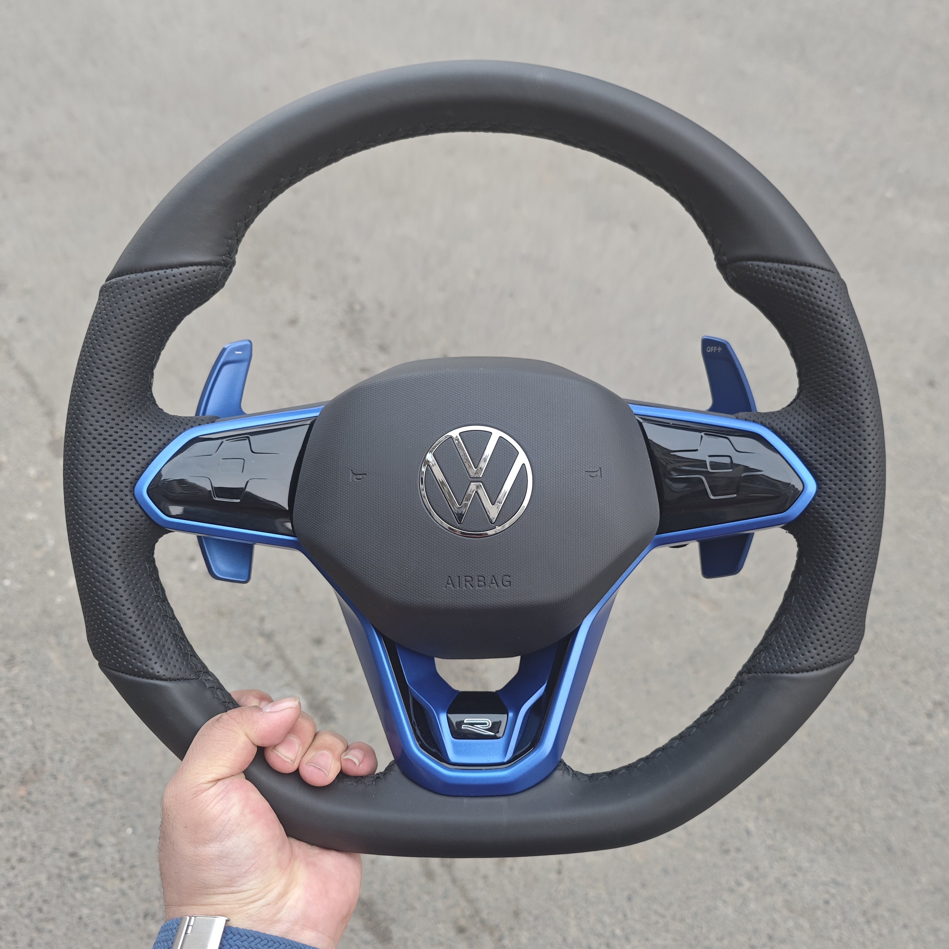 Fit for Volkswagen High-Quality Grey Perforated Leather Steering Wheel Assembly