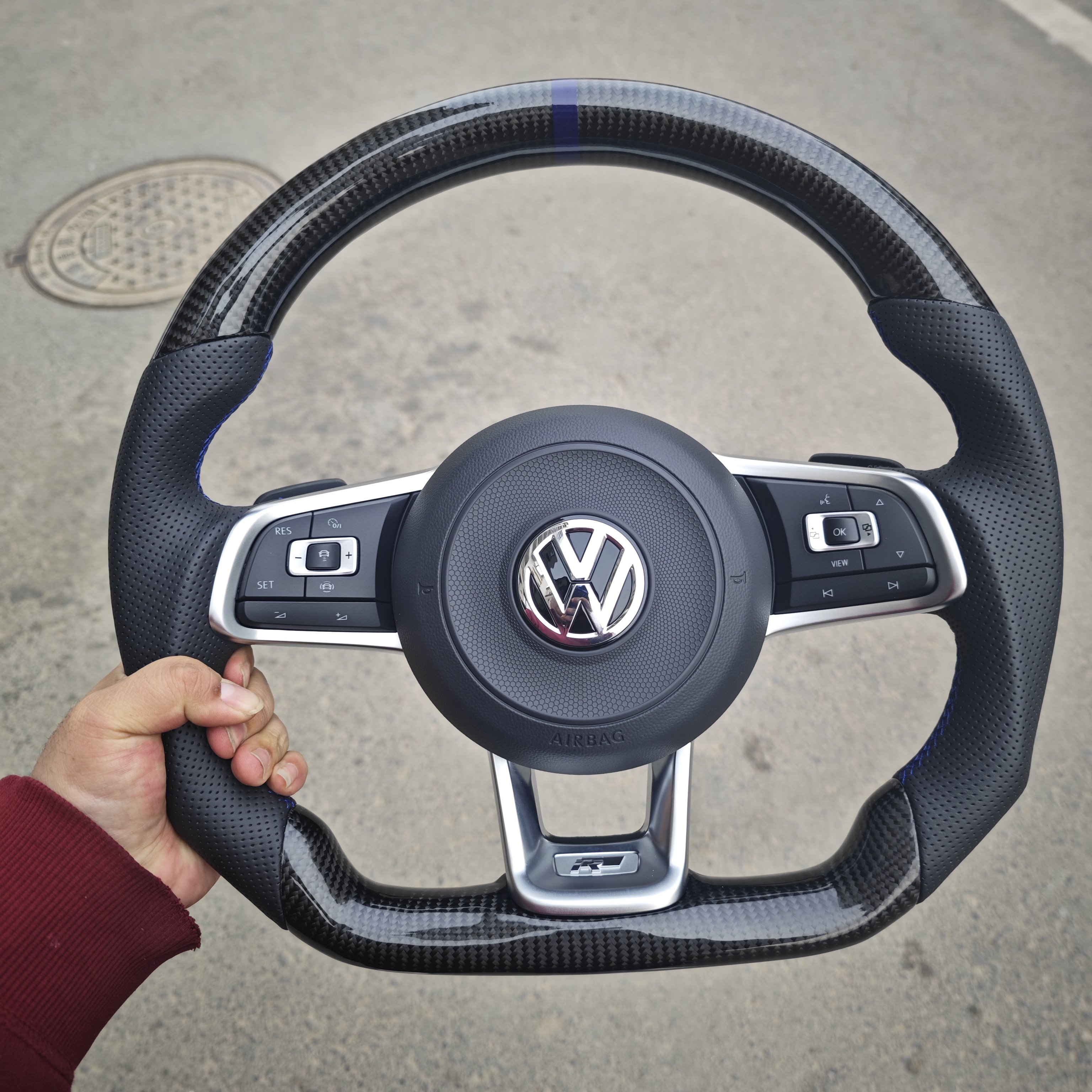 Fit for Volkswagen High-Quality Grey Perforated Leather Steering Wheel Assembly