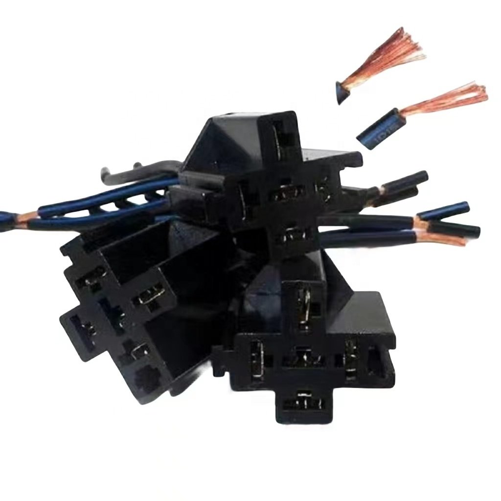 Automotive Relay Black Bakelite Material 5p Relay Plug Popular Universal With Fixed Hole