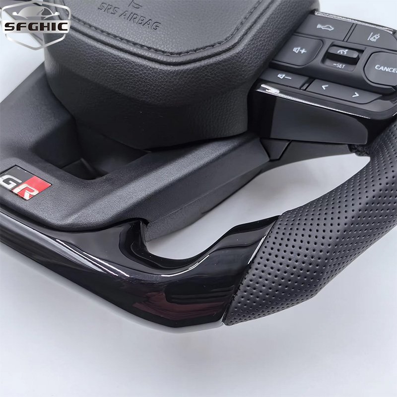 Custom Type D Bright Black Carbon-Brazed Leather Assembly Steering Wheel For Toyota Land Cruiser LC200 2006-2023