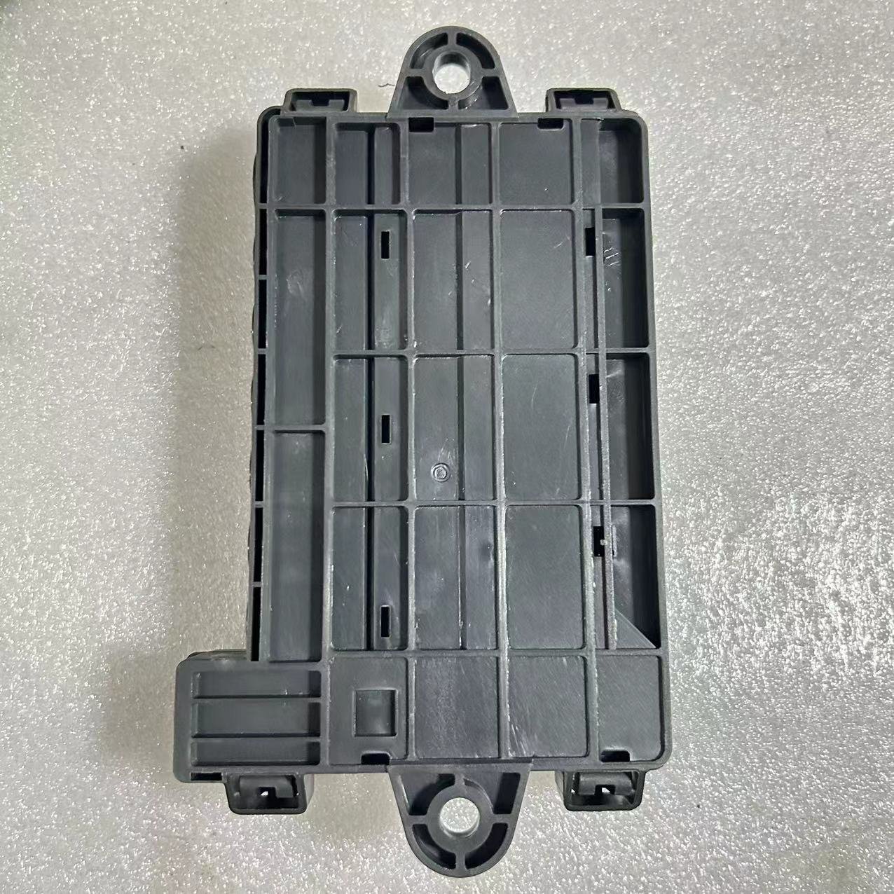 Auto Insurance Box With Relay Box Assembly Modified Circuit to Protect Fuse Box