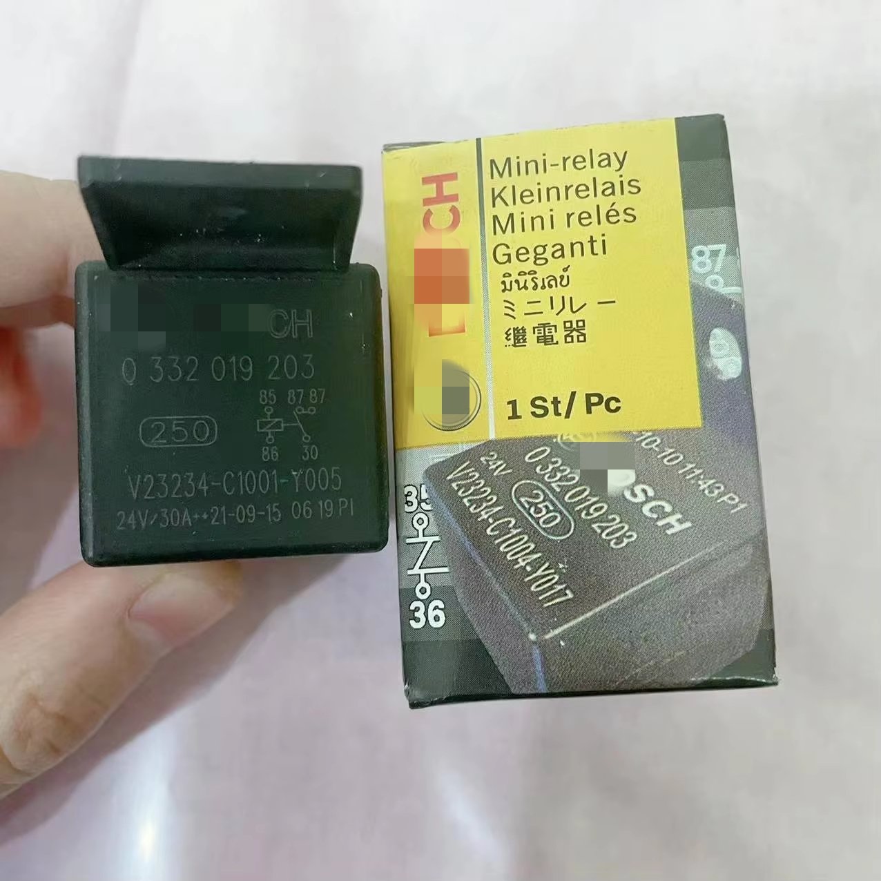 0332019203 Relay - 24v 30A 5 Pin