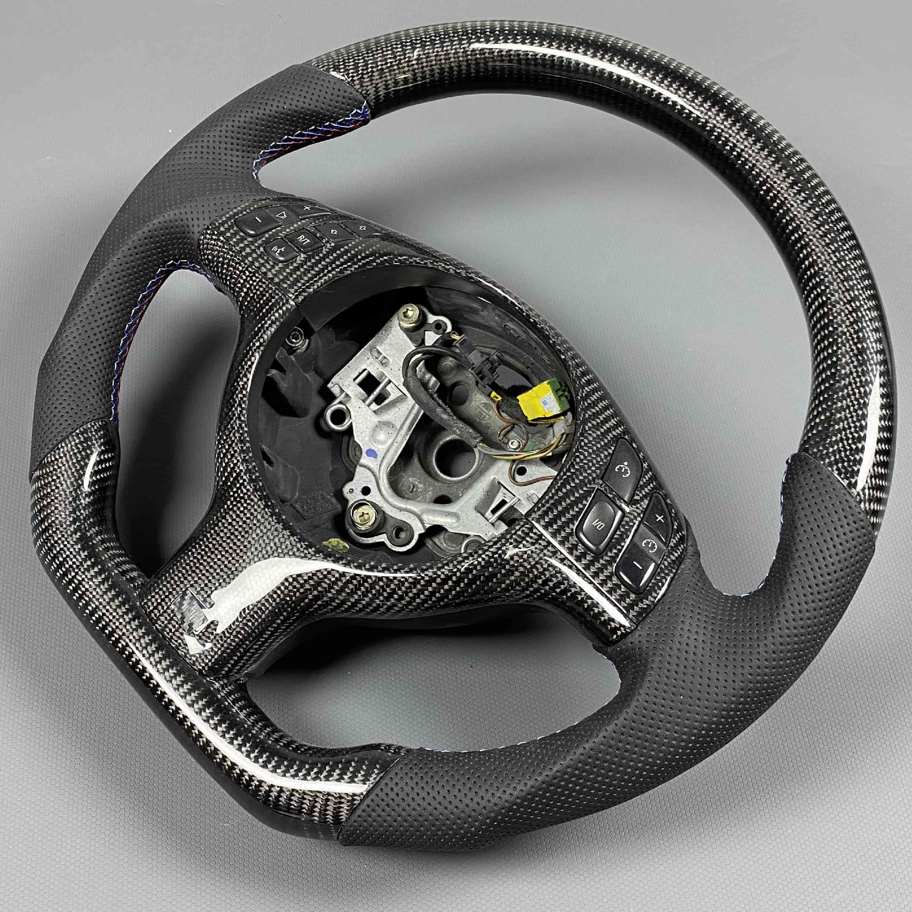 Handmade leather carbon fiber customized car steering wheel for BMW M3 E46 E39 E53 330ci 325i with LED display screen