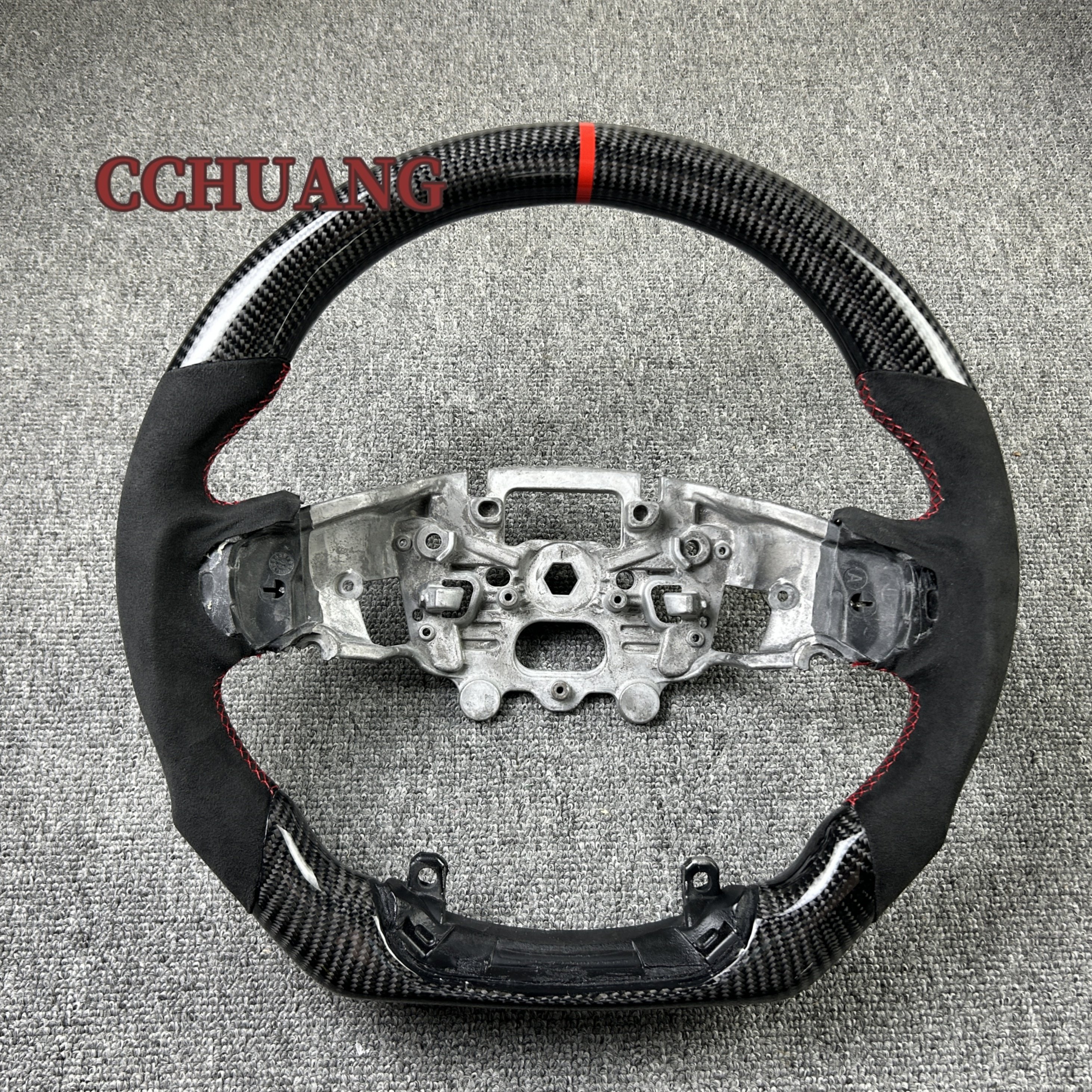Custom-made for the Ford Ranger F150 carbon fiber steering wheel hand sewn leather auto sports steering wheel