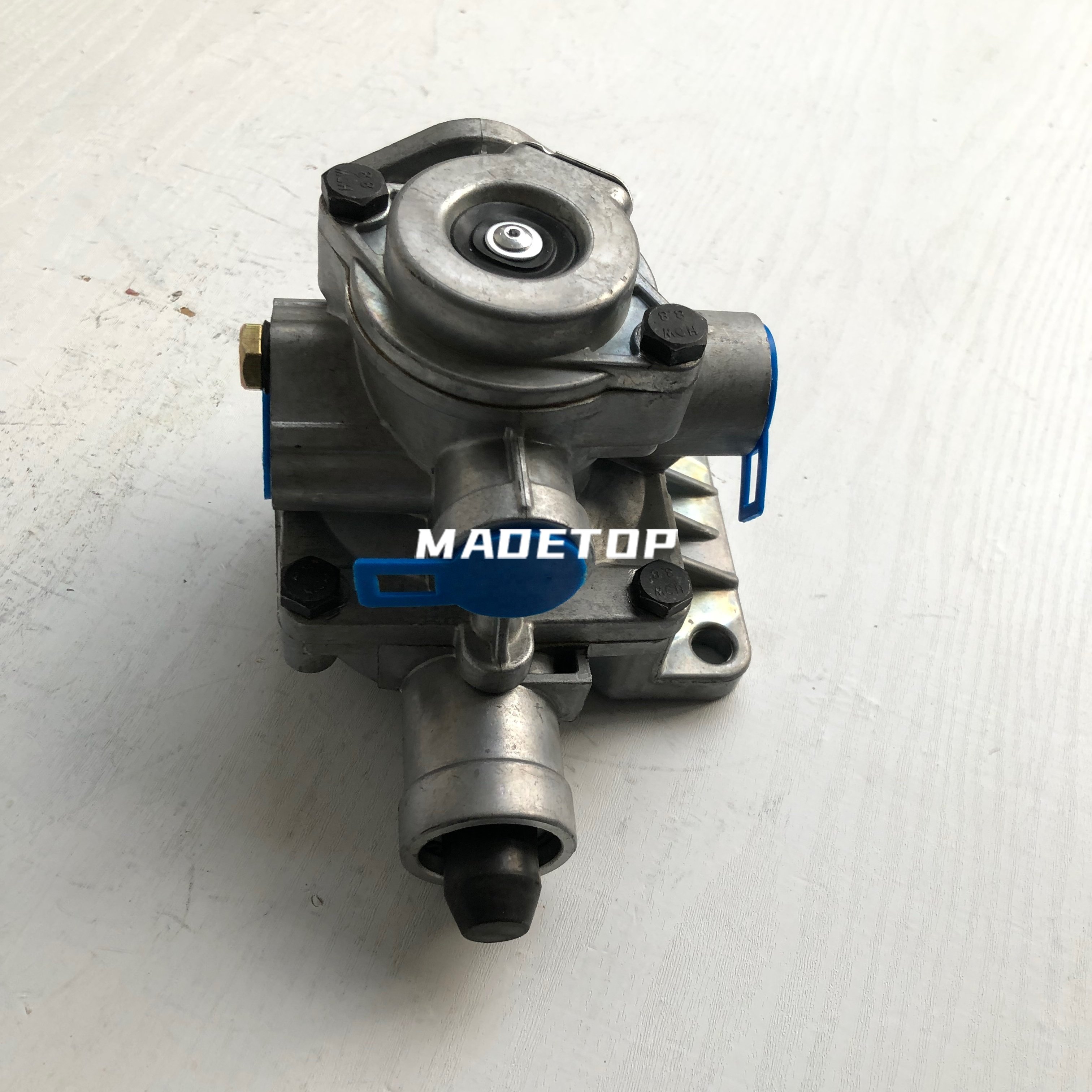 Madetop Factory Wholesale Truck Parts Air Brake Valve Africa 9710021500 Emergency Relay Valve for MAN TGA Auto Parts 3570408