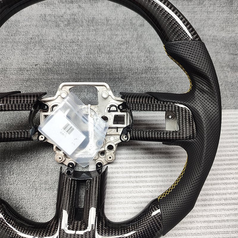 2024 Hot Carbon Fiber Steering Wheel Car Steering Wheel For Ford Mustang