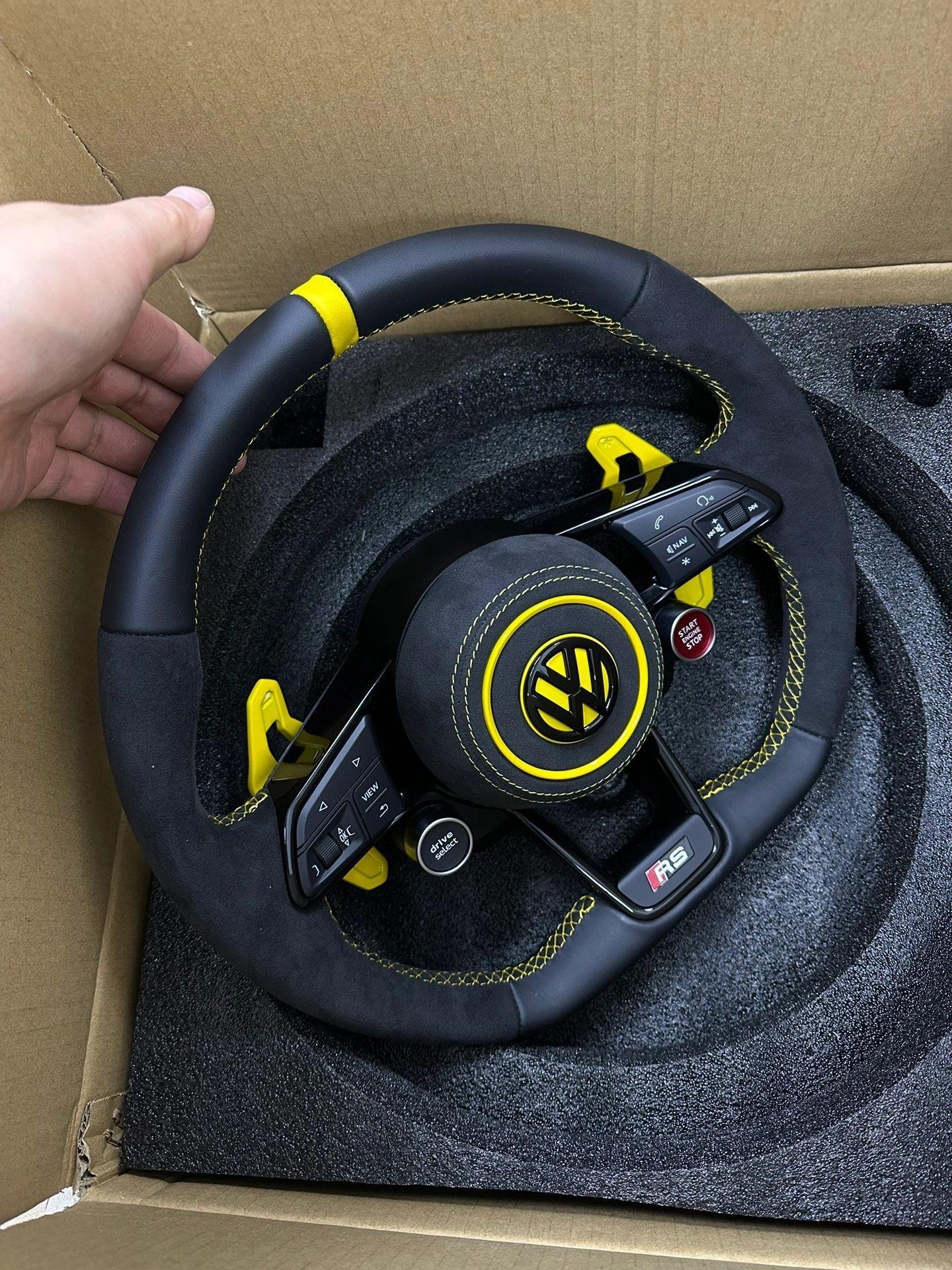 Full Leather Carbon Fiber Steering Wheel for Volkswagen VW Polo MK Golf 5 6 7 7.5 6R R Passat CC Gti Gte