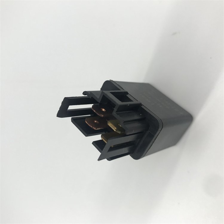 China Wholesale Black Plastic Solid State Car Relay 12v/24v Automotive Relay for Vehicle/Car/Motorcycle With Optional Relay