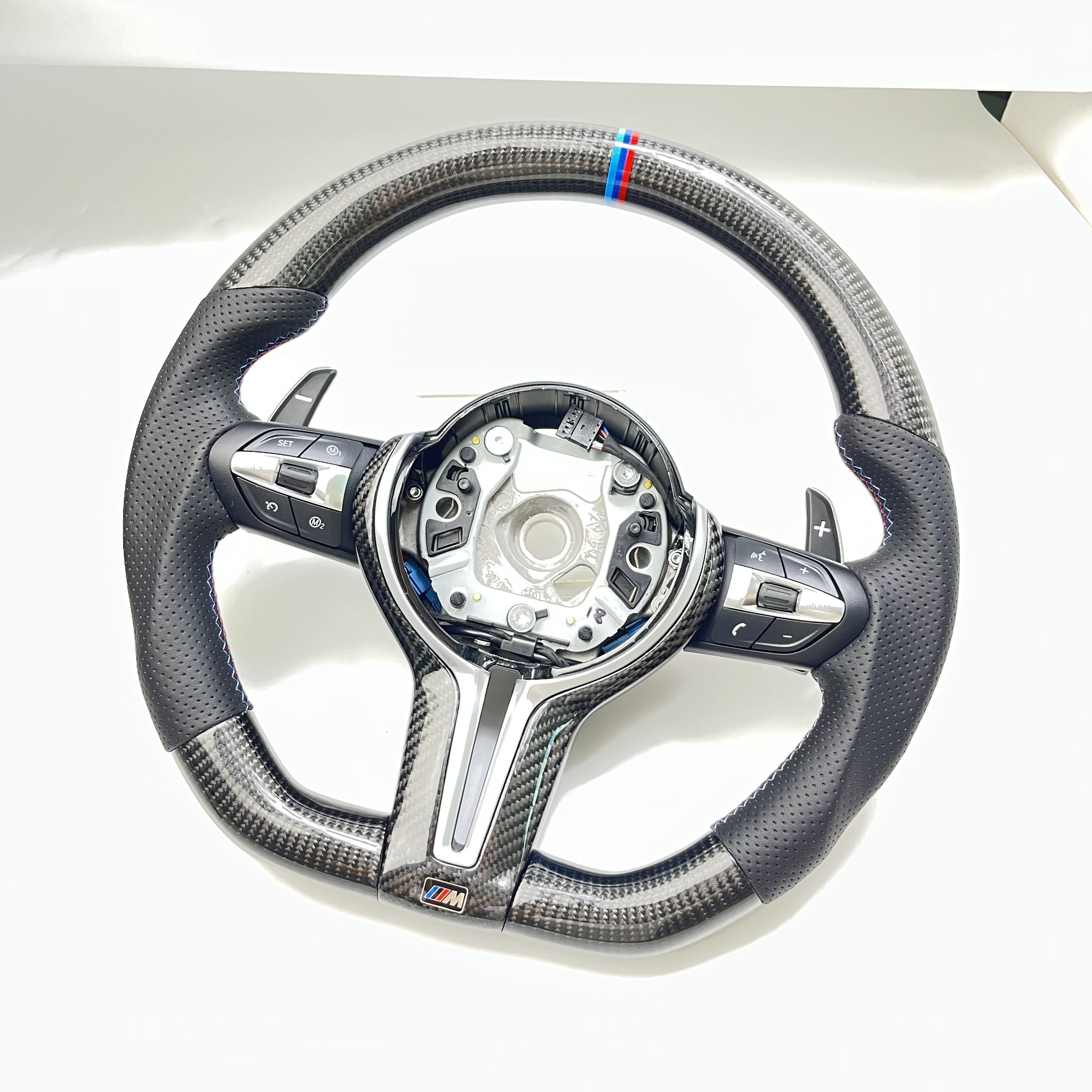 Factory direct New Carbon Fiber Thong Steering Wheel for BMW M3 M4 M5 Full Range of Modified Car Accessories